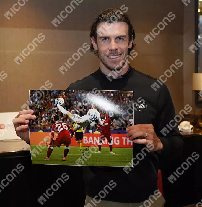 Gareth Bale Signed Real Madrid Photo In Premium Photo Frame: 2018 UEFA Champions League Final Overhead Kick Goal