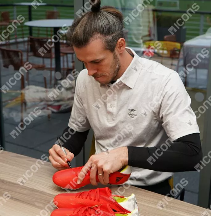Gareth Bale Signed Red Adidas X Boot In Bubble Frame: Option 1