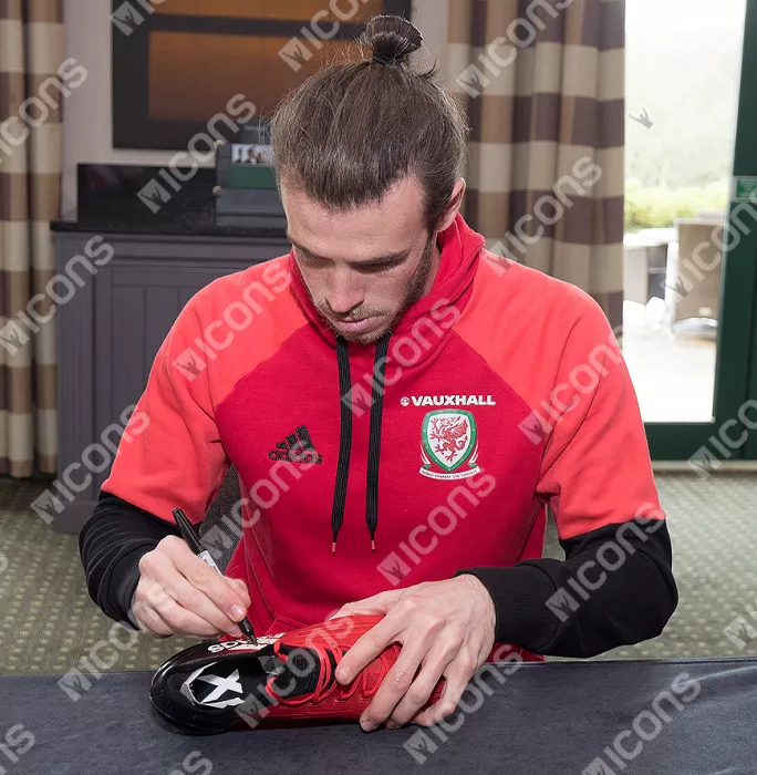 Gareth Bale Signed Red And Black Adidas X 16.1 Hightop Boot