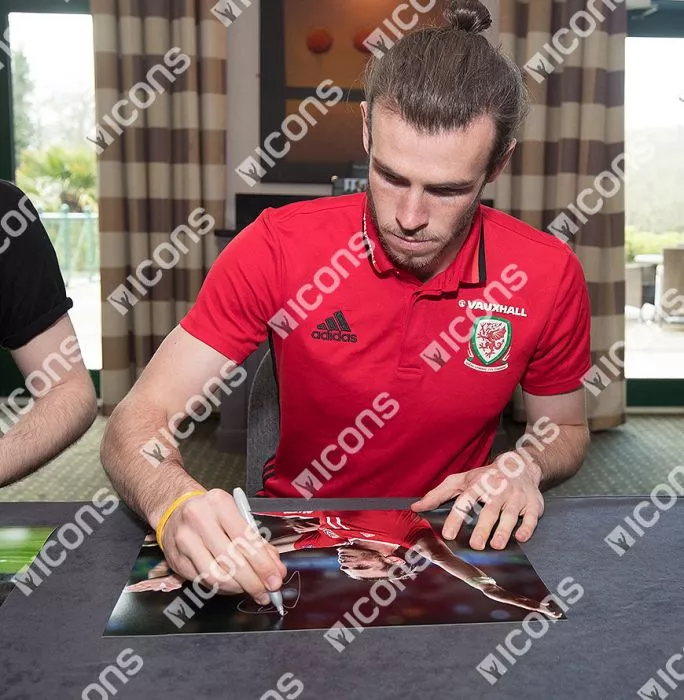 Gareth Bale Signed Wales Photo In Black Wooden Frame: UEFA EURO 2016 Hero