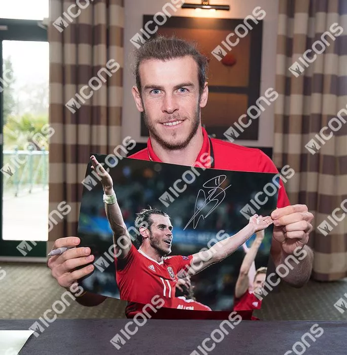Gareth Bale Signed Wales Photo In Black Wooden Frame: UEFA EURO 2016 Hero