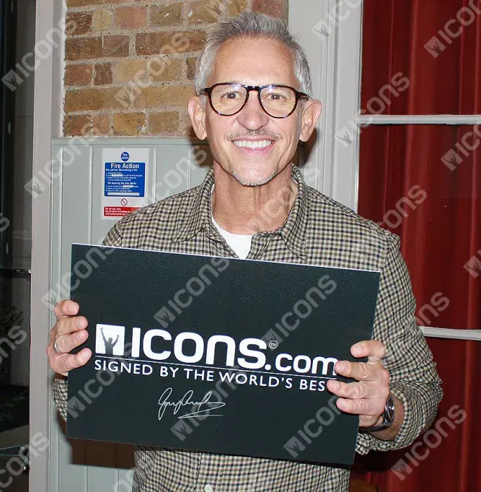 Gary Lineker Back Signed England 1990 Home Shirt In Hero Frame: Option 1