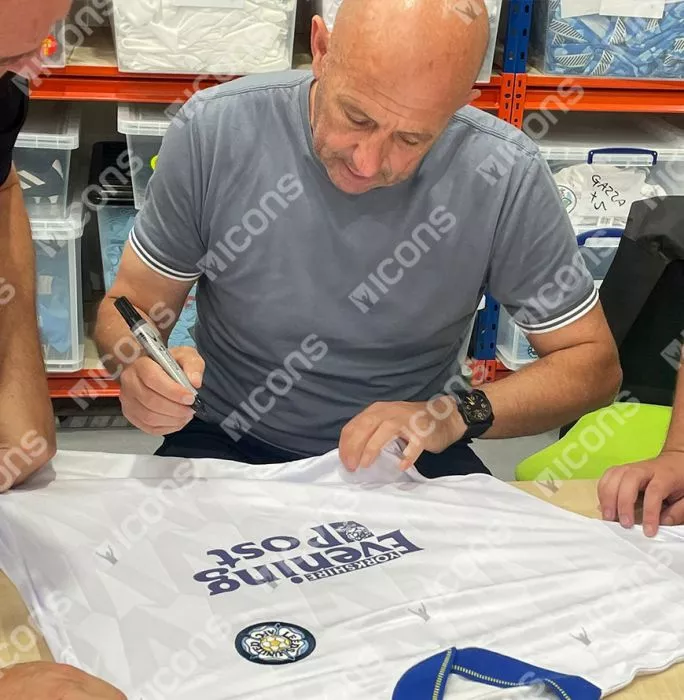 Gary McAllister Front Signed Leeds United 1992 Home Shirt In Classic Frame