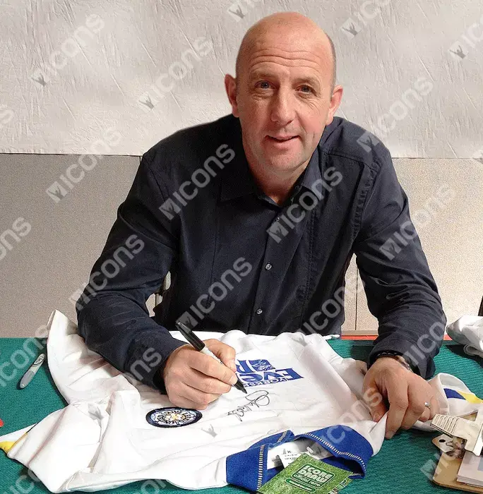 Gary McAllister Front Signed Leeds United 1992 Home Shirt In Classic Frame