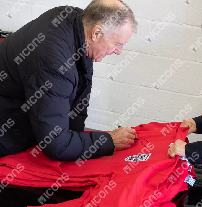 Geoff Hurst Front Signed 1966 England Home Shirt In Classic Frame