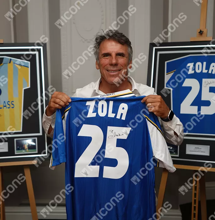 Gianfranco Zola Back Signed Chelsea 1998 European Cup Winners Cup Shirt In Classic Frame