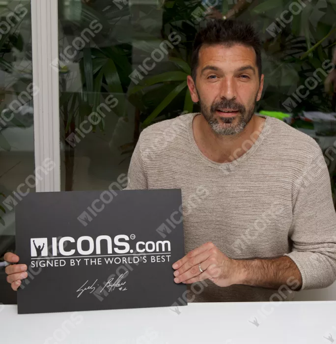 Gianluigi Buffon Back Signed Italy 2014-15 Goalkeeper Shirt With Long Sleeves