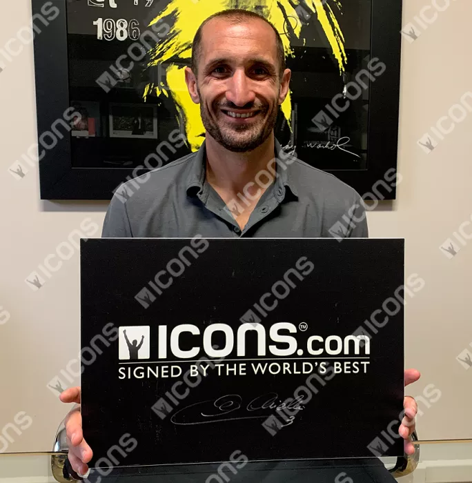 Giorgio Chiellini Back Signed Juventus 2019-20 Home Shirt In Classic Frame