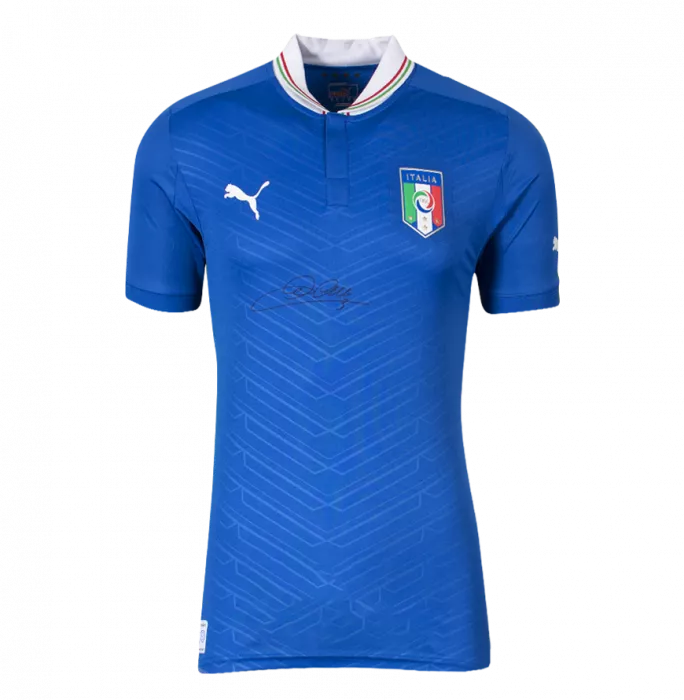 Giorgio Chiellini Front Signed Italy 2012-13 Home Shirt In Classic Frame