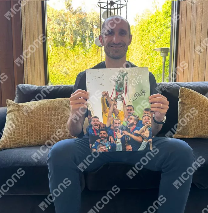 Giorgio Chiellini Signed Italy Photo In Premium Photo Frame: UEFA EURO 2020 Winner