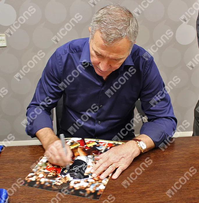 Graeme Souness Signed Scotland Photo In Black Wooden Frame
