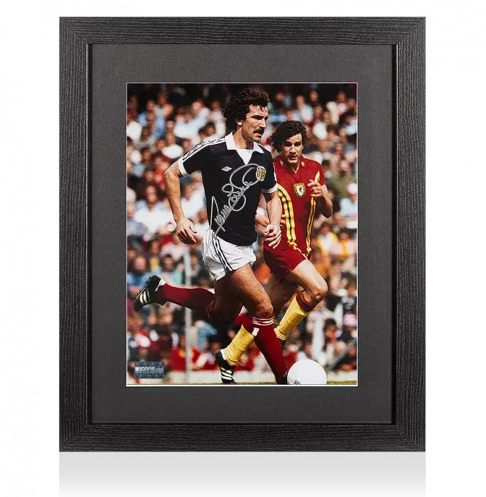 Graeme Souness Signed Scotland Photo In Black Wooden Frame