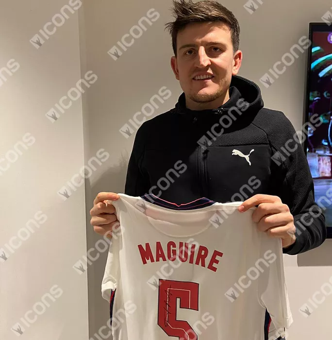 Harry Maguire Back Signed England 2020 Home Shirt With Fan Style Numbers In Classic Frame