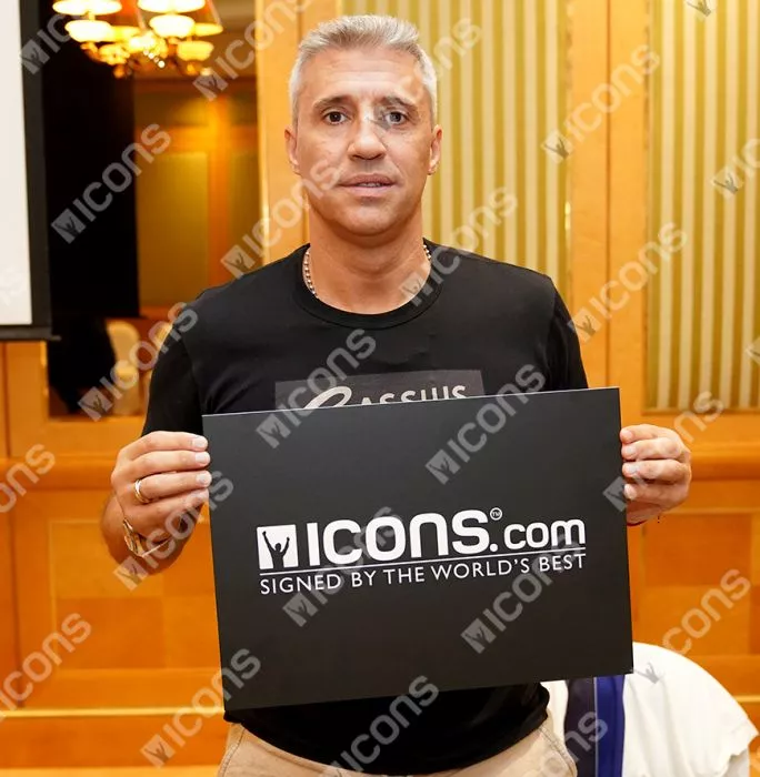 Hernan Crespo Signed AC Milan Photo In Black Wooden Frame: Celebration