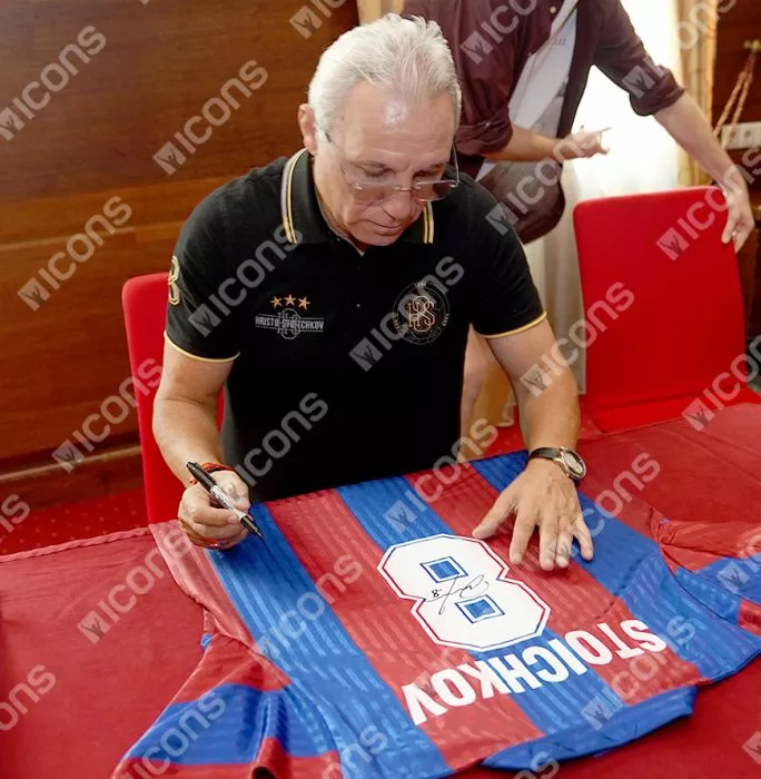 Hristo Stoichkov Official FC Barcelona Back Signed And Framed 1992 Home Shirt