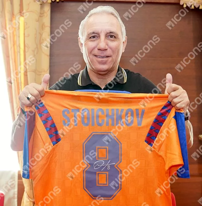 Hristo Stoichkov Official FC Barcelona Back Signed And Framed 1992 Away Shirt