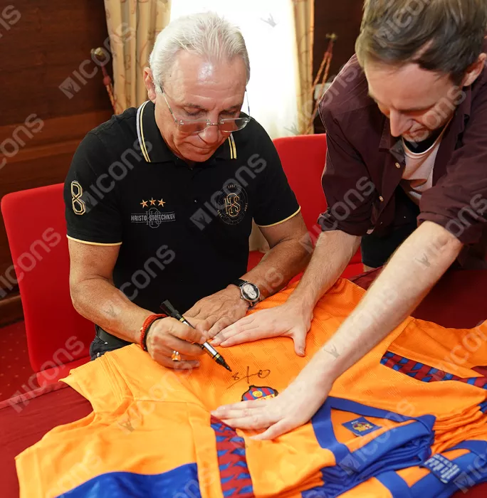 Hristo Stoichkov & Pep Guardiola Front Signed And Framed Official FC Barcelona 1992 Away Shirt