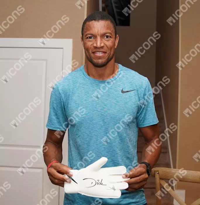 Dida Signed Nike Goalkeeper Glove