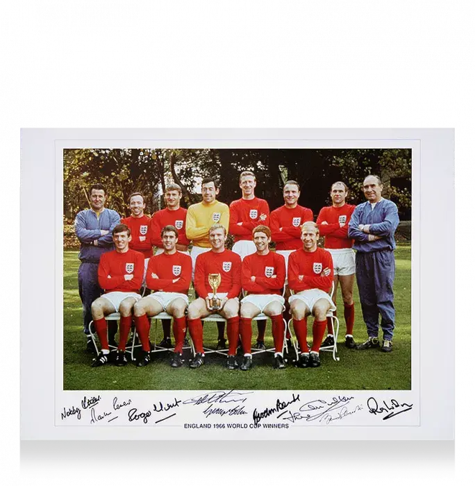 England 1966 Photo Signed By Nine: Team Photo