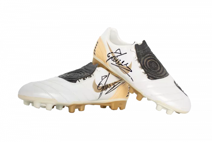 Fabio Cannavaro Signed Nike Total 90 Boot