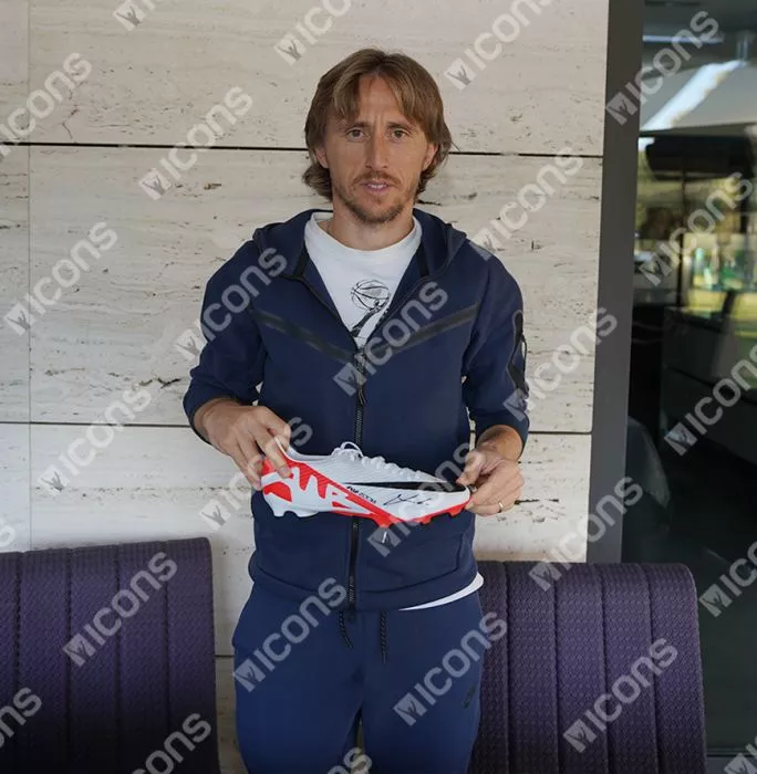 Luka Modric Signed Nike Mercurial Vapor Boot