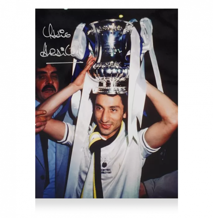 Ossie Ardiles Signed Tottenham Hotspur Photo