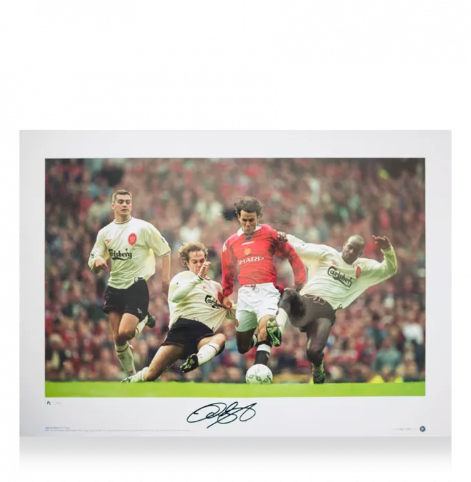 Ryan Giggs Signed Manchester United Photo