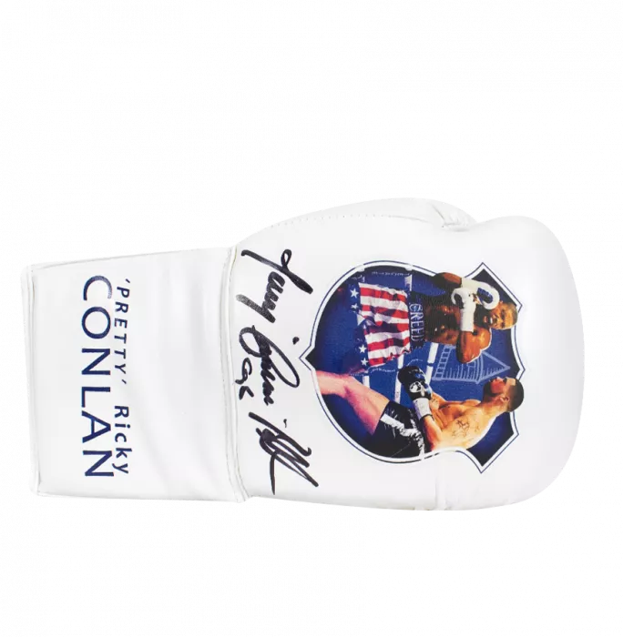 Tony Bellew Signed Everlast Boxing Glove