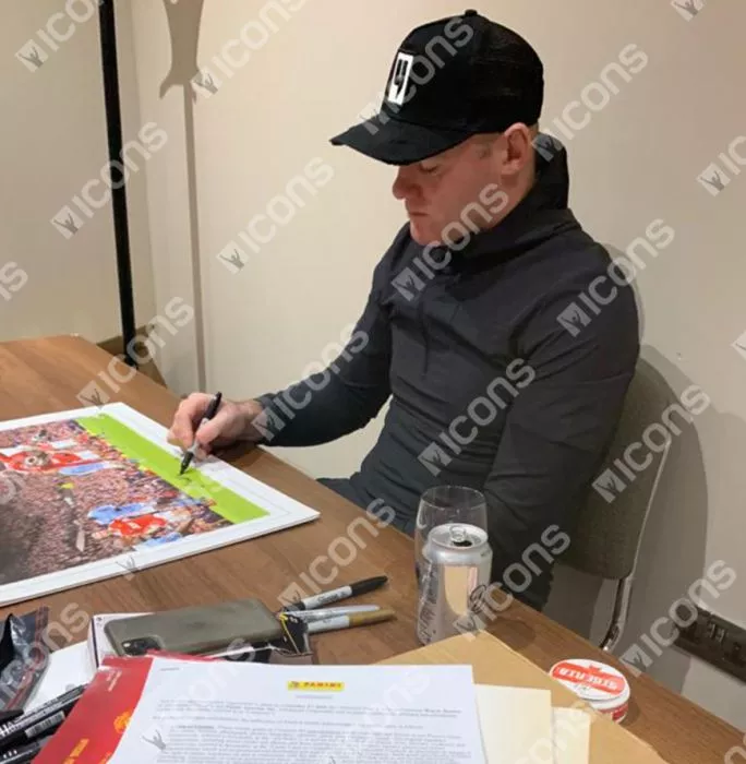 Wayne Rooney Signed Manchester United Photo