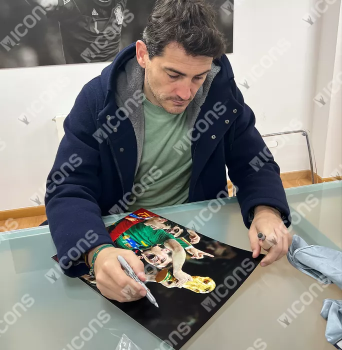 Iker Casillas Signed Spain Photo: 2010 FIFA World Cup Winner