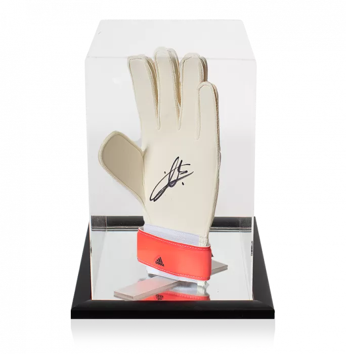 Iker Casillas Signed White and Red Adidas Predator 20 Goalkeeper Glove In Acrylic Case