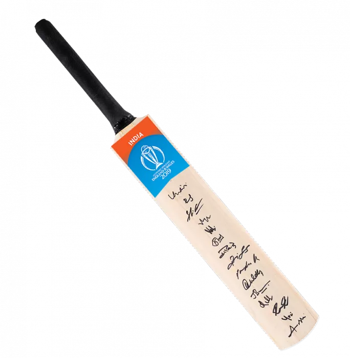 India Team Signed 2019 ICC Cricket World Cup Bat