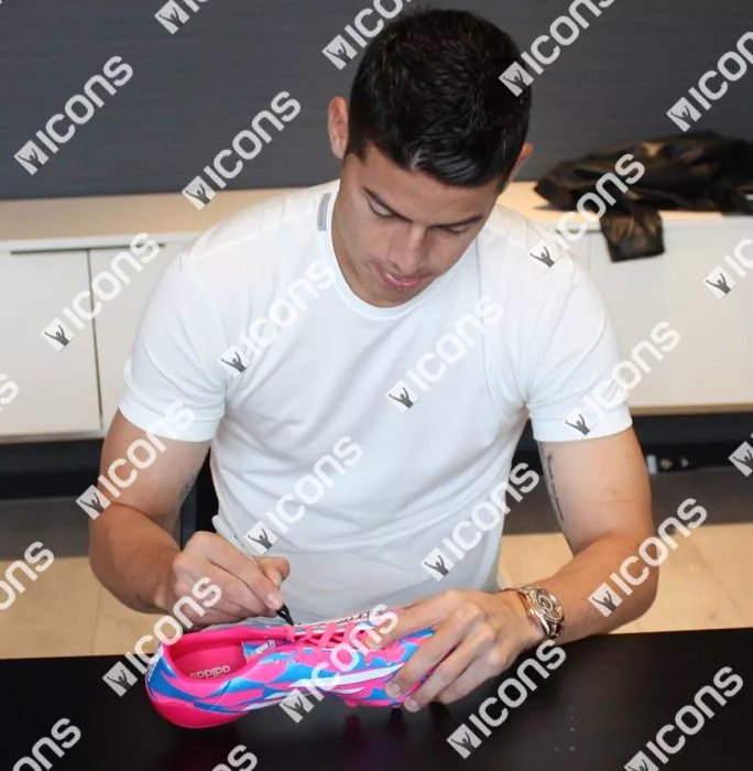 James Rodriguez Signed Adidas F10 Adizero Boot In Bubble Frame: Everton