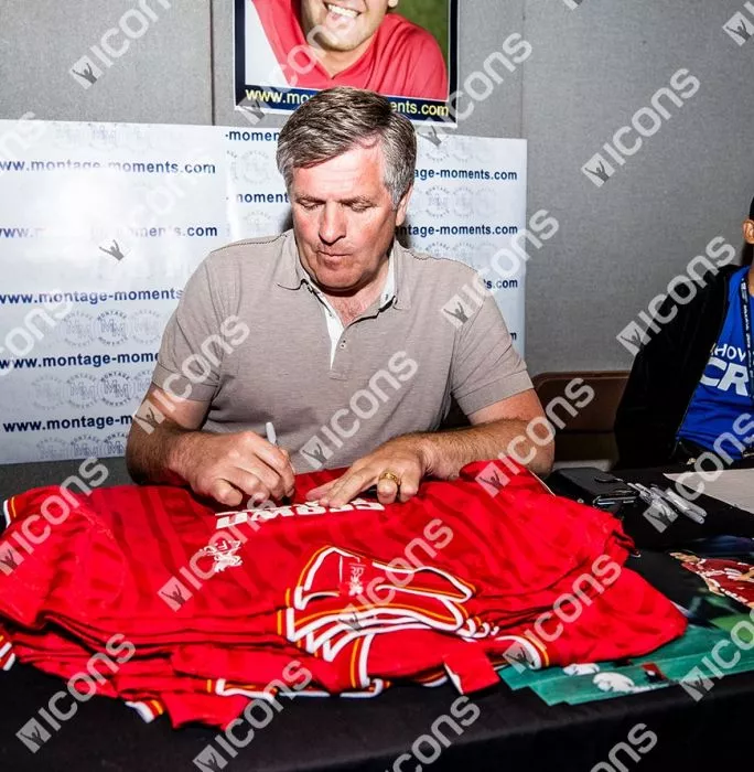 Jan Molby Front Signed Liverpool 1986 Home Shirt In Classic Frame