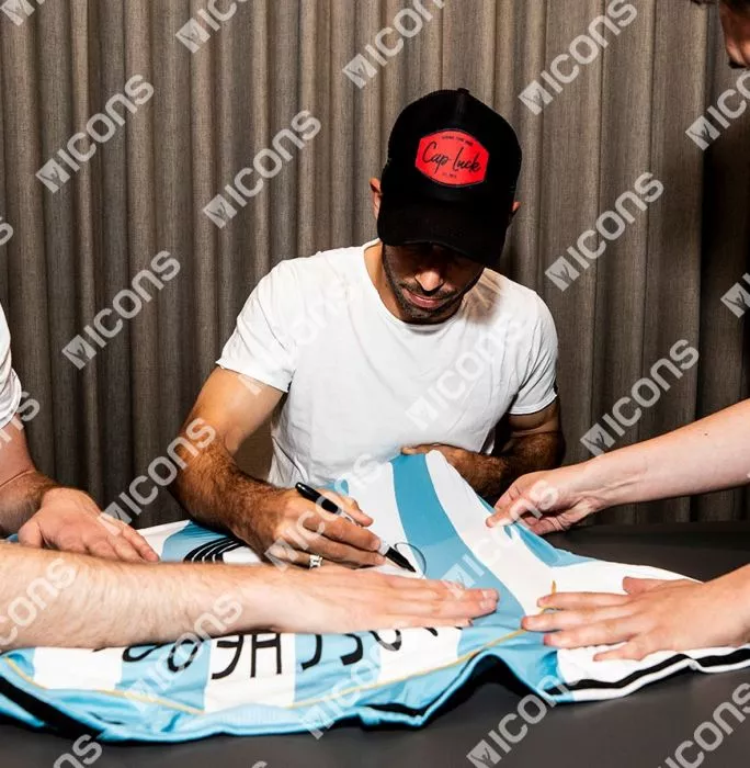 Javier Mascherano Back Signed Argentina 2005-07 Home Shirt