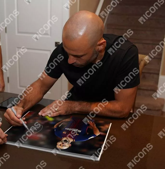 Javier Mascherano Signed FC Barcelona Photo In Black Wooden Frame: Blaugrana Icon