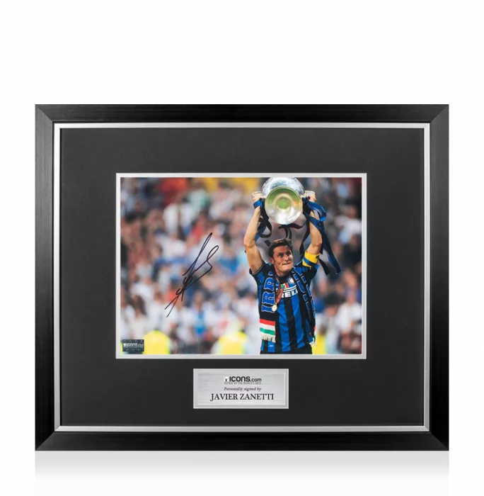 Javier Zanetti Signed Internazionale Photo In Premium Photo Frame: 2010 UEFA Champions League Winner