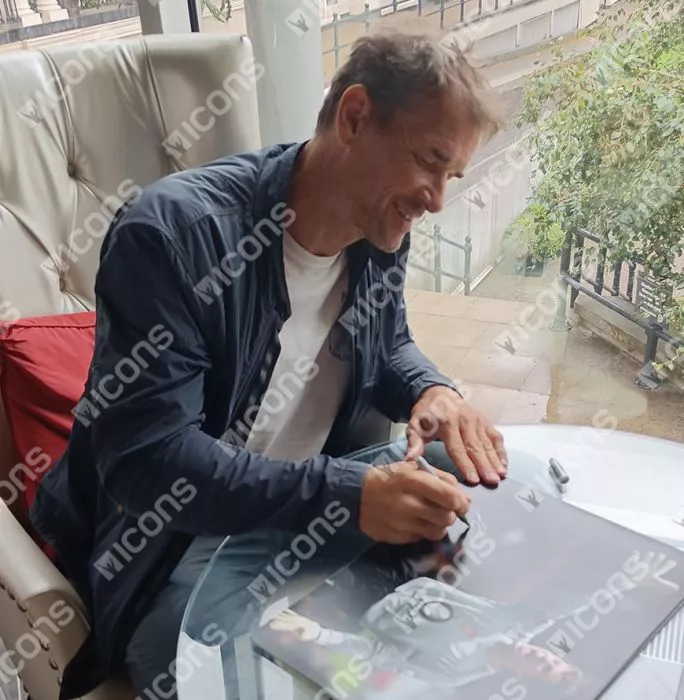Jens Lehmann Signed Arsenal Photo In Premium Photo Frame: Gunners Legend