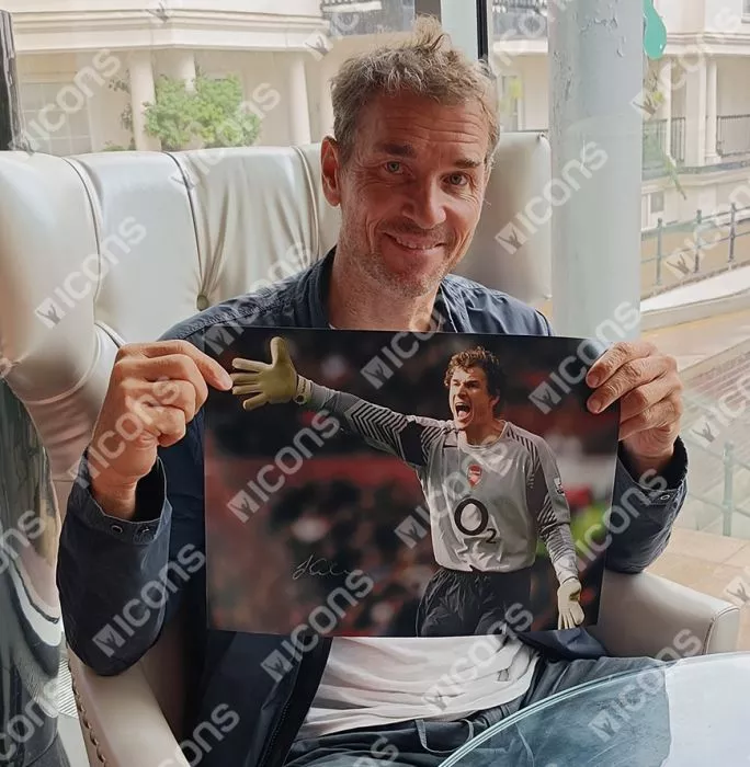 Jens Lehmann Signed Arsenal Photo In Premium Photo Frame: Gunners Legend