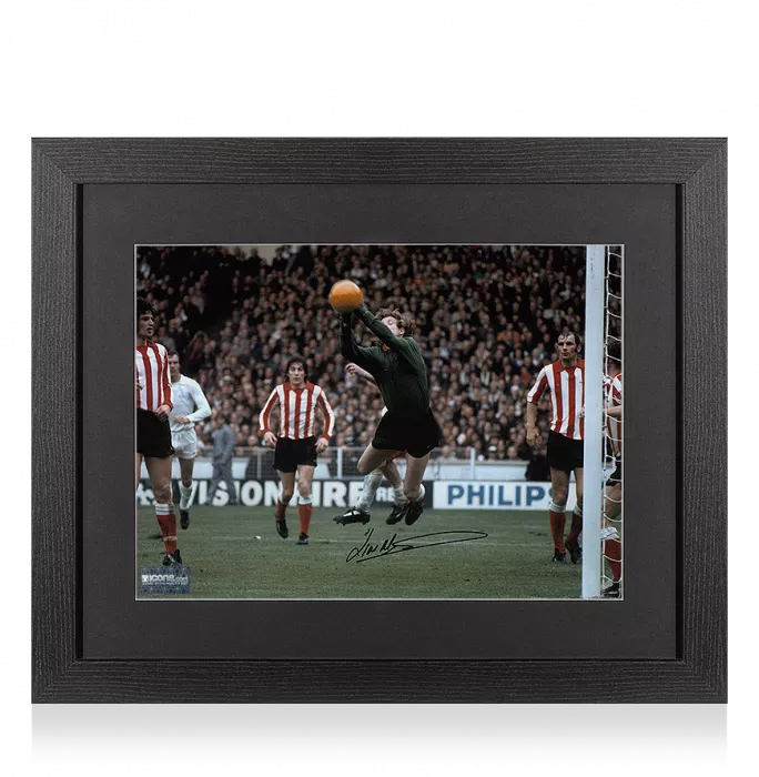 Jimmy Montgomery Signed Sunderland Photo In Black Wooden Frame: 1973 FA Cup Final Hero