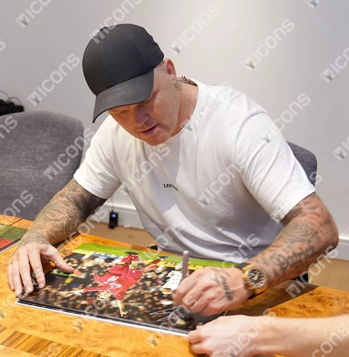 John Arne Riise Signed Liverpool FC Photo In Black Wooden Frame: Iconic Goal Vs Manchester United