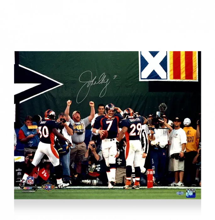 John Elway Signed Denver Broncos Photo: Super Bowl XXXII Champion