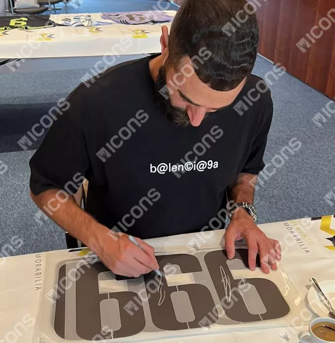 Karim Benzema Back Signed Real Madrid 2022-23 Home Shirt In Hero Frame: Option 1