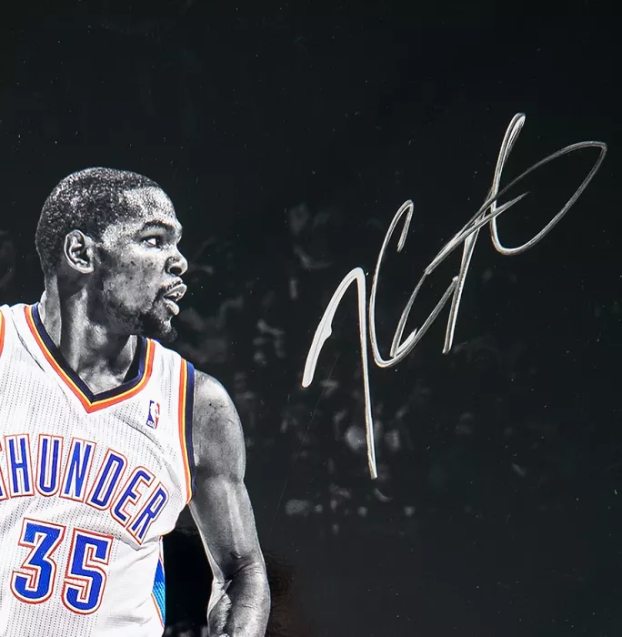 Kevin Durant Signed Oklahoma City Thunder Photo: KD