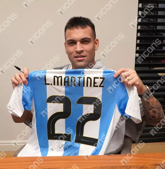 Lautaro Martinez Back Signed Argentina 2024 Home Shirt - "Campeones De La Copa America 2024" Inscription In Hero Frame: Option 1