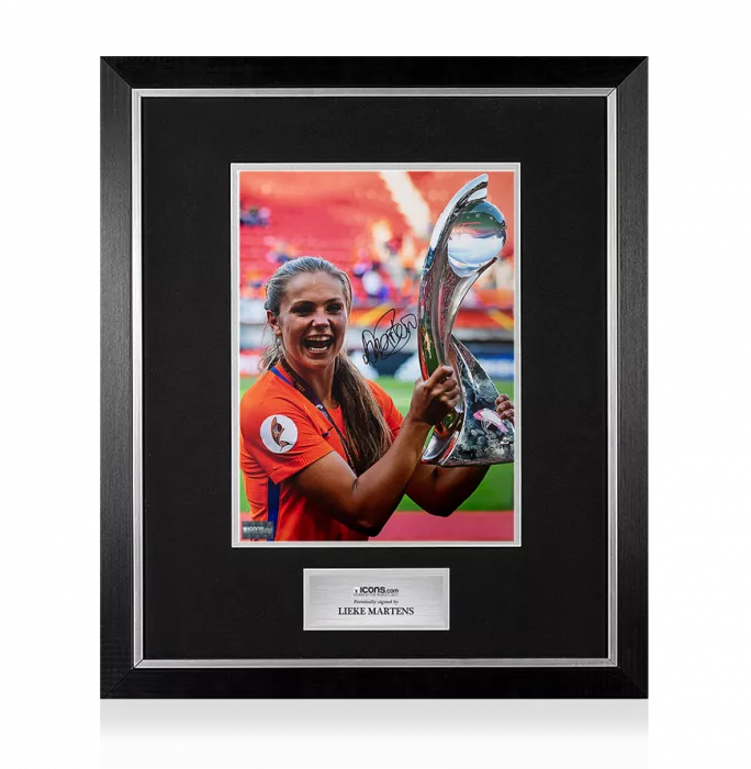 Lieke Martens Signed Netherlands Photo In Premium Photo Frame: UEFA Womens EURO 2017 Winner