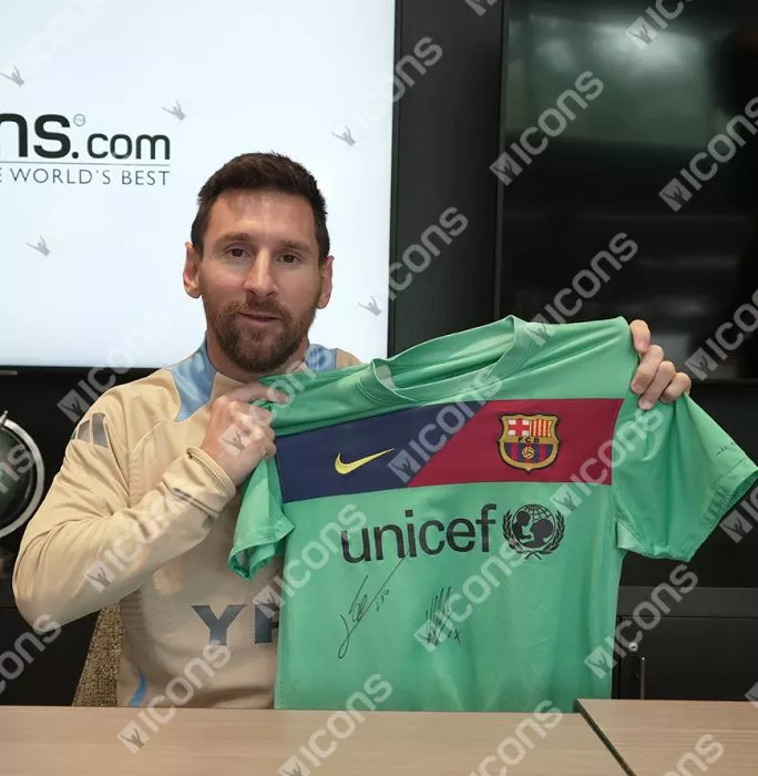 Lionel Messi & David Villa Official FC Barcelona Front Signed And Framed 2010-11 Away Shirt