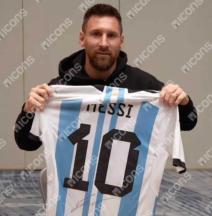 Lionel Messi & Lautaro Martinez Signed Argentina Home Shirts In Classic Dual Frame