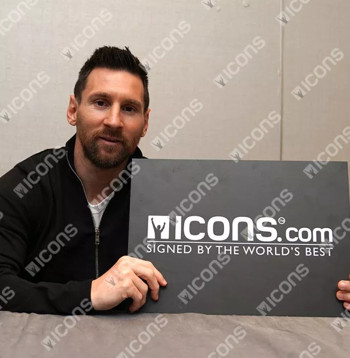 Lionel Messi & Lautaro Martinez Signed Argentina Home Shirts In Classic Dual Frame