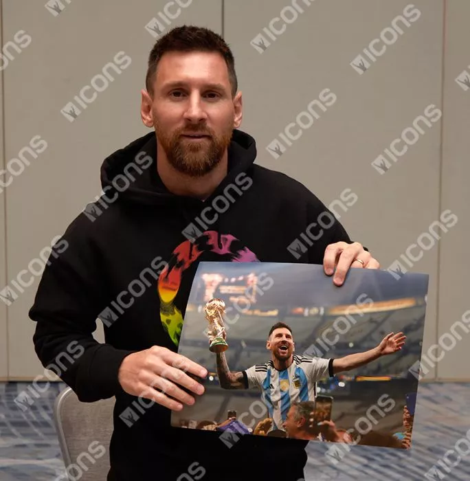 Lionel Messi Official 2022 FIFA World Cup™ Signed And Framed Argentina Photo: 2022 FIFA World Cup Winner